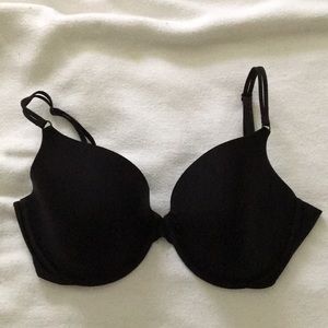 Victoria’s Secret lined perfect coverage